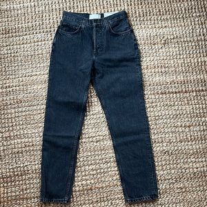 Everlane - The 90s Cheeky Jean in washed black